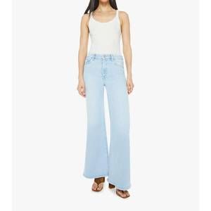 NEW MOTHER roller sneak wide-leg jeans in balls in your court